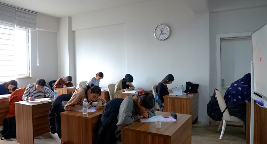 GİF Silopi YKS 2025 başarı haberi görseli
