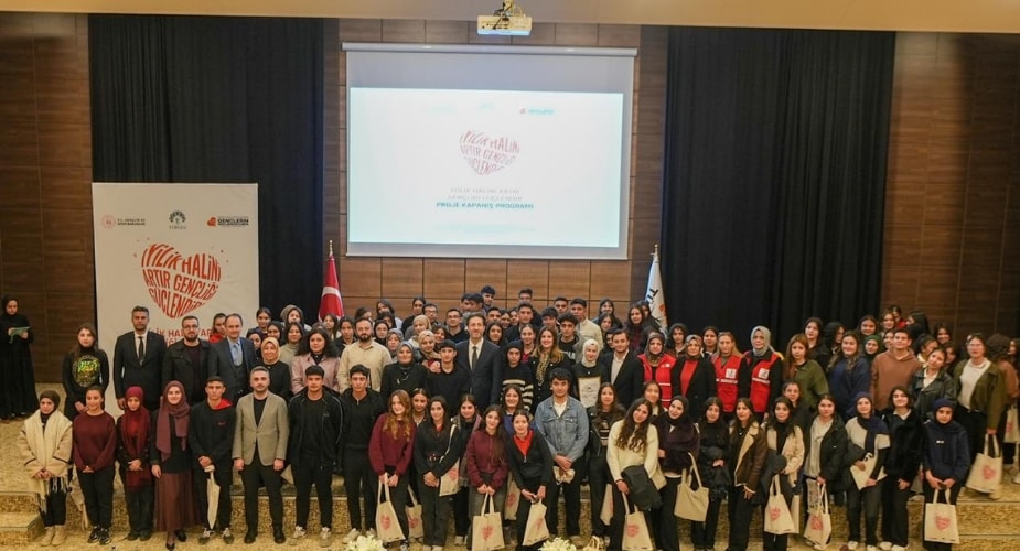 TÜRGEV’in Depremzede Gençler için Geliştirdiği ‘İyilik Hali’ Modeli Örnek Oldu
